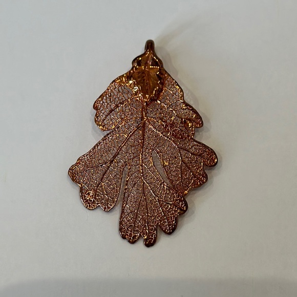 Copper Metal Dipped Oak Leaf Pendant - Picture 1 of 3